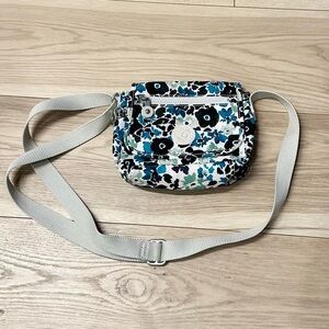 LIKE NEW Kipling Sabian Crossbody Mini Bag